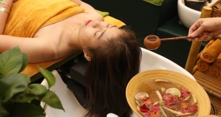 Gội đầu dưỡng sinh - Massage cổ vai gáy tại Hannah Spa
