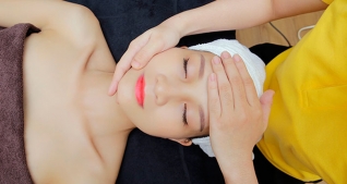Massage body, foot kết hợp chạy vitamin C và đắp mặt nạ tại Khánh Hương Spa