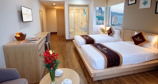 Phòng Suite City View with Balcony 2N1Đ - Khách sạn Monica 4 sao Nha Trang