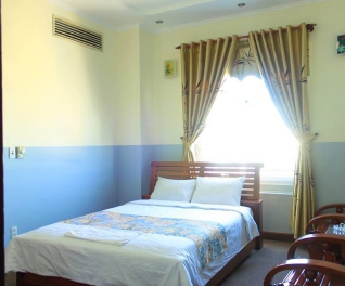 Khách sạn Viễn Đông 2 sao Đà Nẵng - Phòng Standard 2N1Đ cho 02 khách