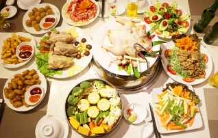 Set lẩu hơi tổng hợp bổ dưỡng cho 2 người tại lẩu hơi Cosmos
