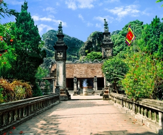 Tour Hoa Lư - Tam Cốc 01 ngày, không phụ thu Lễ, Tết