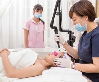 Trắng da, mờ tàn nhang với công nghệ Laser Toning và Omegalight tại Koreana