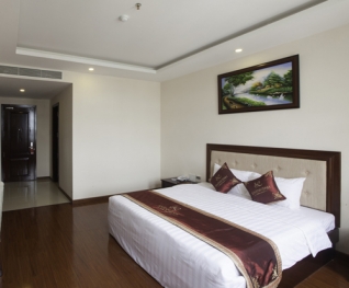 Phòng Superior Double Bed 2N1Đ tại Khánh Linh Hotel Pleiku 3 sao