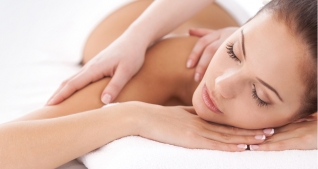 60 phút massage body đá nóng thư giãn xả stress tại Selena Spa