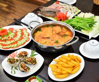 Lẩu hải sản Thái cho 02 - 04 người tại Nhà hàng Đông Phong Quán