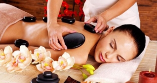 HCM-Trọn Gói Body-Massage-Kết hợp dưỡng thể đông y độc quyền Whoo hấp trắng phi thuyền tại Ohui Spa