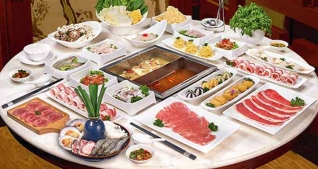 Lẩu Hồng Kông Tân Sơn Nhất 5 sao - Buffet trưa Luxury hơn 80 món nhúng menu 465k
