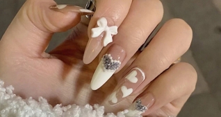 Combo relax gội đầu, nails trọn gói cắt da, đắp móng, sơn gel tại Chang Nails