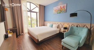 Nghỉ dưỡng phòng Deluxe Triple With Window cho 03 khách tại khách sạn Stillus Boutique Đà Lạt