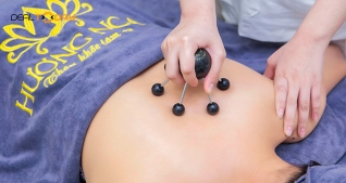 Massage trị liệu cổ vai gáy hoặc thắt lưng tại Dưỡng sinh Hương Nga
