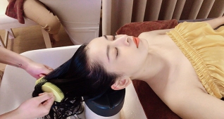 Gội đầu thảo dược và Massage body cho bà bầu tại Mim Beauty