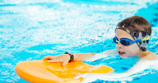 Khóa học bơi cơ bản tại Bể bơi bốn mùa ClubOne