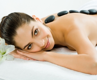 Massage body thư giãn tại Natural Beauty Spa