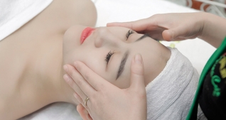 Chăm sóc da dưỡng trắng căng mịn tại Thẩm mỹ Quốc tế Fiona Cali