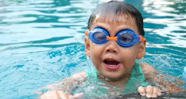 Vé bơi Trẻ em 3 lượt tại Bể bơi Phương Đông Hoàng Mai