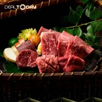 Thưởng thức set Sakura Course chuẩn Nhật dành cho 01 người tại nhà hàng Nobu Wagyu