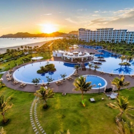 Nghỉ dưỡng phòng Family Suite Deluxe tại FLC Luxury Hotel Quy Nhon