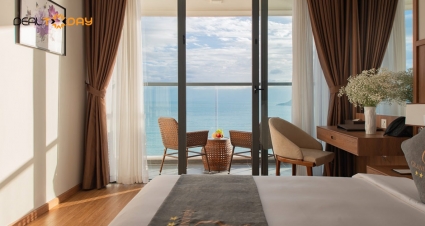 Nghỉ dưỡng phòng Premier Deluxe Sea view tại khách sạn Grand Gosia Nha Trang