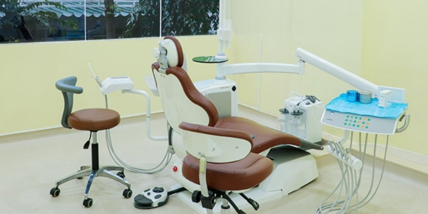 Nha Khoa Quốc Tế Emis