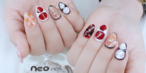 NEO Nails