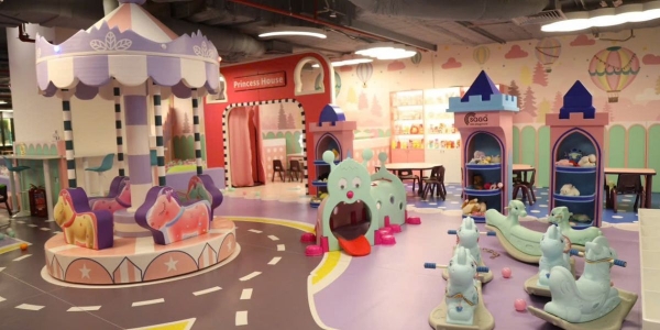 Saga Kids Playground  