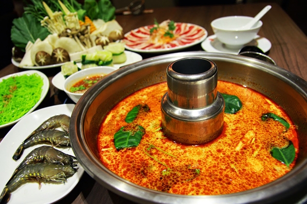 Buffet Lẩu trưa tươi ngon tại Lẩu Hội Quán Hoàng Cầu