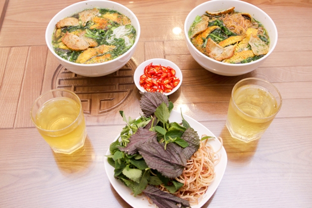 Set Bún hoặc Bánh đa cá rô đồng hấp dẫn cho 02 người