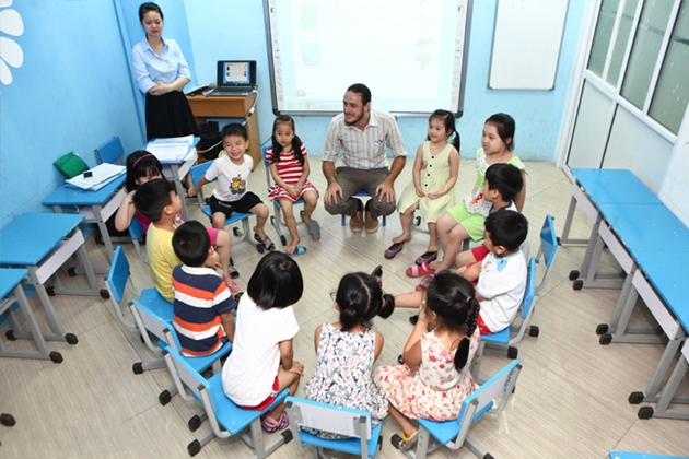 Khóa học tiếng Anh 08 buổi, hỗ trợ học phí tại Hệ thống Anh ngữ Quốc tế Dream Sky