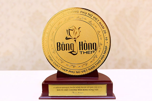 Đặc trị lăn kim siêu vi điểm công nghệ Hàn Quốc kết hợp tế bào, kim lăn Demafin