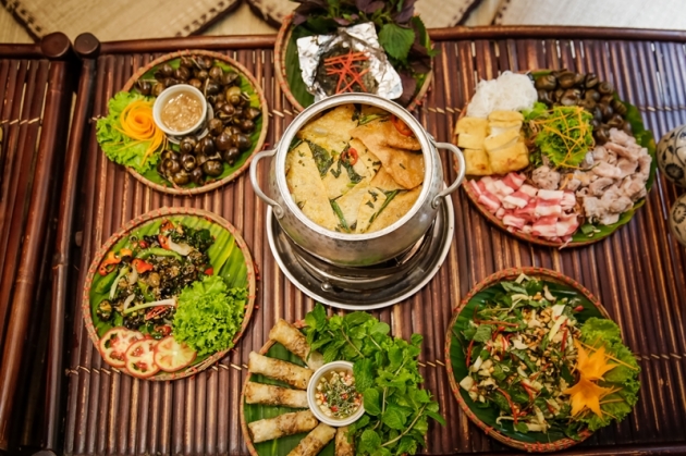Mẹt ốc 07 món đậm hương vị Bắc kèm Lẩu hấp dẫn cho 05 - 06 người tại Gia Trang Quán