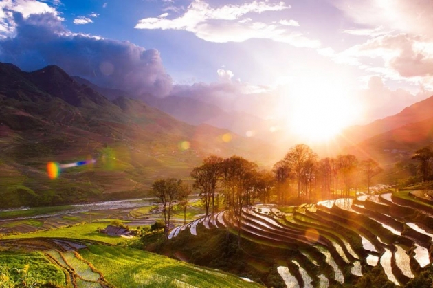 Tour Hà Nội - Sapa - Cáp treo Fansipan - KDL Núi Hàm Rồng Sapa 2N1Đ