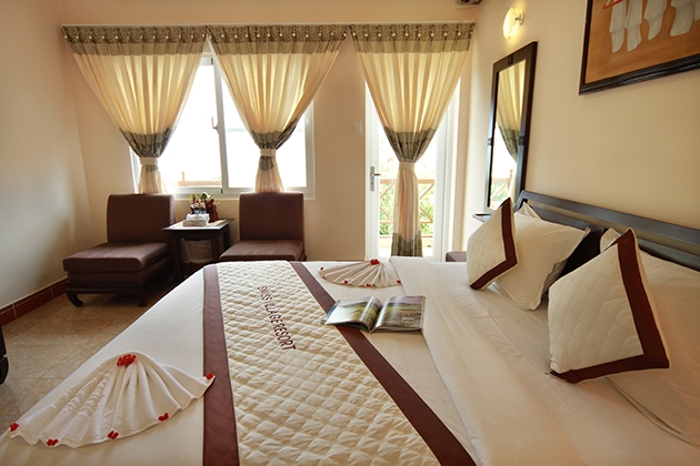 Swiss Village Resort - Phan Thiết 4 sao
