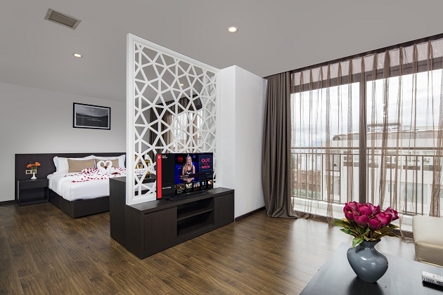 Khách sạn Meriton Nha Trang
