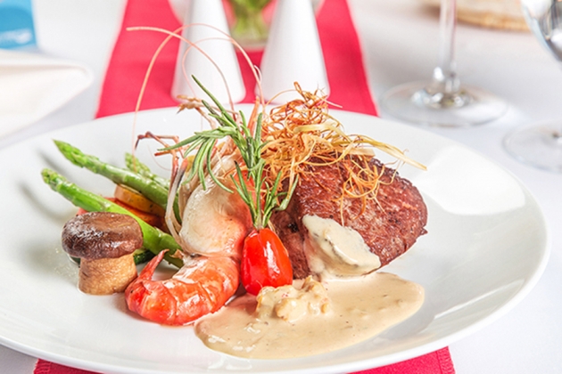 Tour du ngoạn sông Sài Gòn và set menu 04 món - Tàu 5 sao Saigon Princess