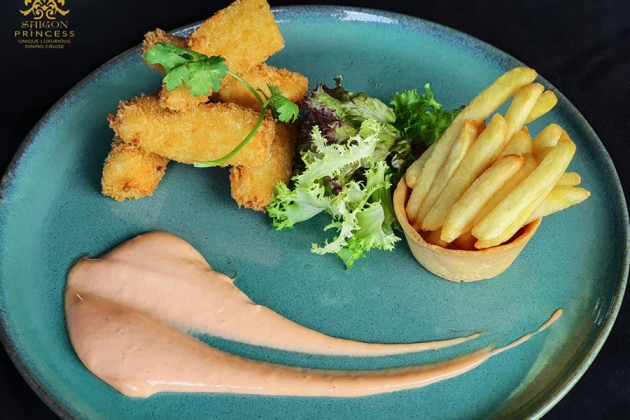 Tour du ngoạn sông Sài Gòn – Tàu 5 sao Saigon Princess - Bữa tối set menu cho trẻ em 06 - 11 tuổi
