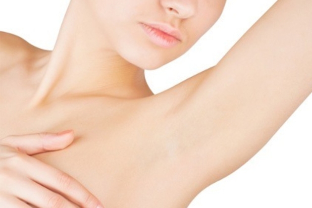 Triệt lông nách tại Thẩm mỹ viện Emma