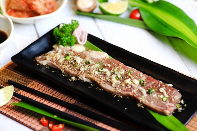 Buffet nướng lẩu Hàn Quốc thượng hạng cho 04 người tặng Pepsi tại Nhà hàng Sariwon