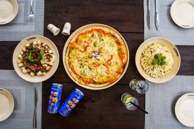 Mì Spaghetti và Pizza hải sản tại Nhà hàng La Stazione