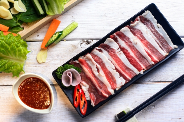 Buffet nướng lẩu Hàn Quốc thượng hạng cho 04 người tặng Pepsi tại Nhà hàng Sariwon