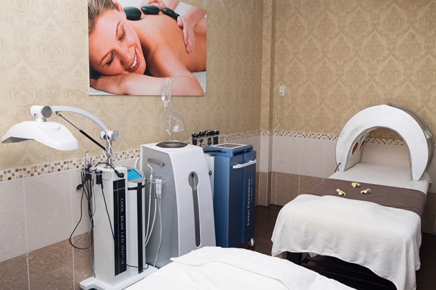 Hút chì trẻ hóa da tại Kim Tuyến Beauty Spa