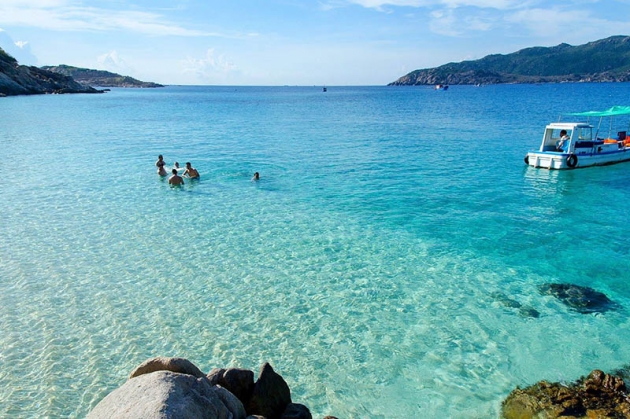 Tour Đảo Bình Hưng - Vịnh Vĩnh Hy - Đà Lạt (4N4Đ)
