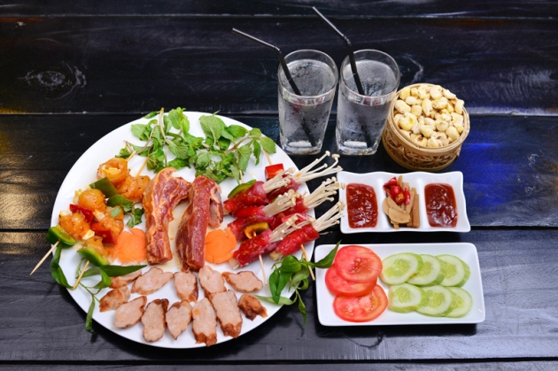 Set ăn thịt xiên nướng dành cho 02 người tại Nhà hàng It's BBQ