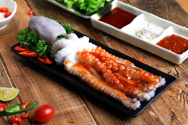 Buffet nướng lẩu Hàn Quốc thượng hạng cho 04 người tặng Pepsi tại Nhà hàng Sariwon