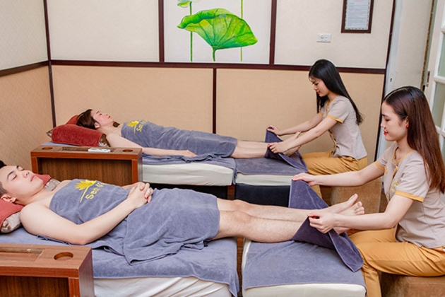 Xông hơi và Foot massage tại Sen Việt - Foot and Body
