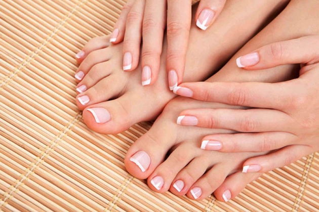 Tham khảo 100 bộ nail tay chân đẹp hot nhất hiện nay