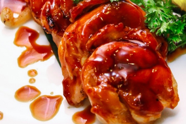 Dẻ sườn non bò Mỹ nướng sốt đặc biệt