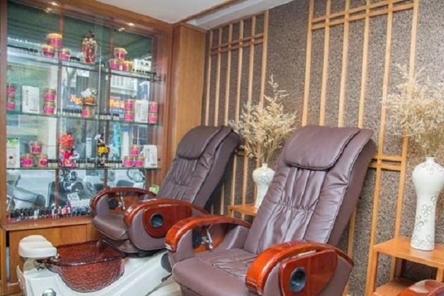 Massage và đắp bùn, gừng, thải độc lưng, vai, cổ, gáy tại Miyu Healthy Spa