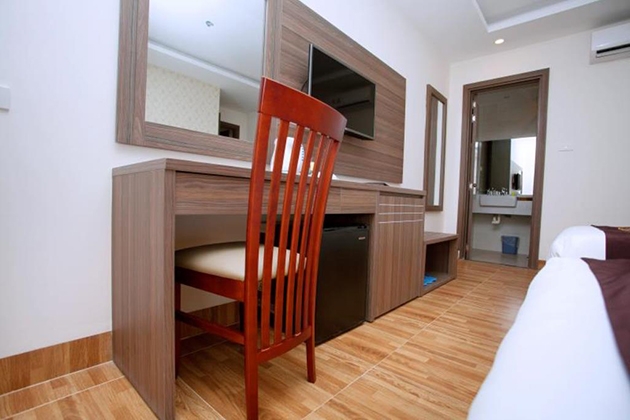 Khách sạn Euro Star 3 sao