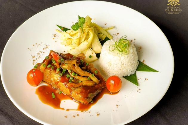Tour du ngoạn sông Sài Gòn và set menu 04 món - Tàu 5 sao Saigon Princess